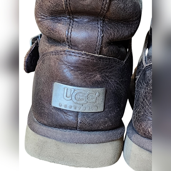 UGG Kensington Toast Brown Leather Boots, waterproof, sheepskin lining, size 8 - Picture 6 of 9